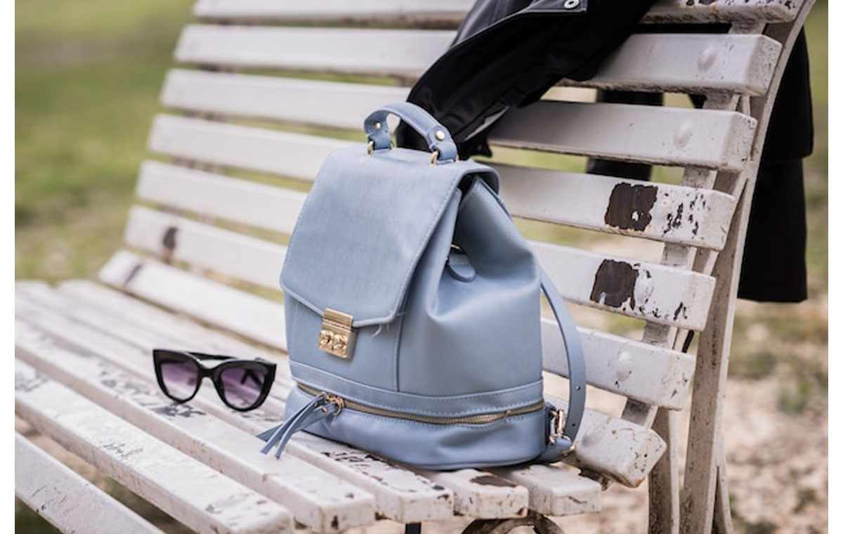 کیف کوچک آبی
