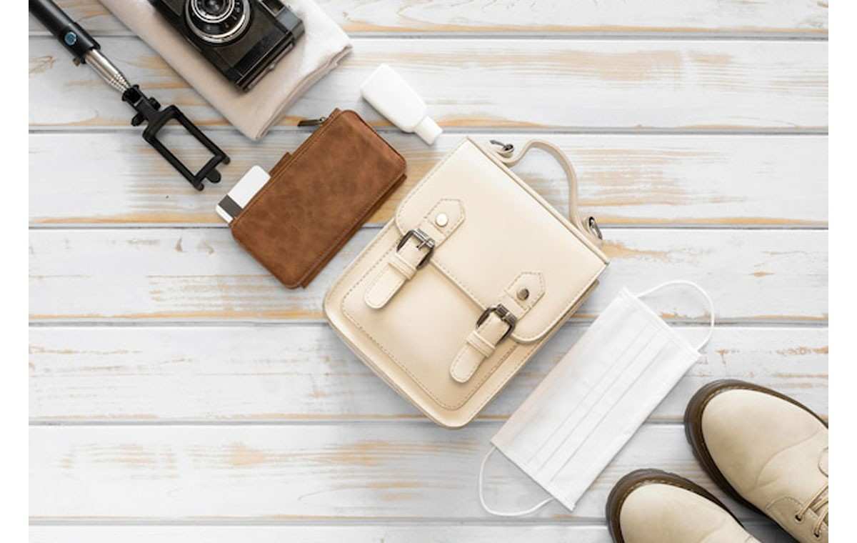 کیف زنانه مینیمال کرم