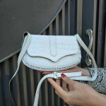 کیف چرم زنانه سفید پروانه‌ای | طراحی سنگی + فوق‌العاده شیک