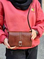 کیف چرم طبیعی زنانه بغل پرچ قهوه ای فندوقی لیزارد - تصویر 2