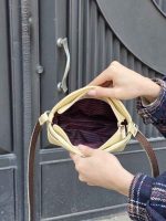 کیف چرم لچک کوچک کرمی لیزارد - تصویر 4