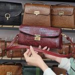 کیف چرم زنانه | زرشکی ابر و بادی سنگی