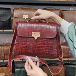 کیف چرم زنانه | زرشکی ابر و بادی سنگی