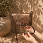 کیف چرم زنانه | قهوه ای طلایی ابر و بادی سنگی | چرم اصل گاوی