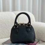 کیف دخترانه مدل صندوقی رنگ مشکی