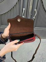 کیف چرم زنانه درب پروانه قرمز سنگی | چرم اصل گاوی - تصویر 5