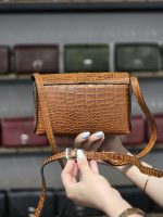 کیف چرم بغل پرچ عسلی ابر و بادی سنگی | چرم اصل گاوی - تصویر 5