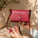 کیف چرم بغل پرچ قرمز سنگی | چرم اصل گاوی