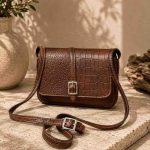کیف چرم بغل پرچ قهوه ای عنابی سنگی | چرم اصل گاوی