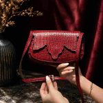 کیف چرم درب برگی قرمز ابر و بادی سنگی | چرم اصل گاوی