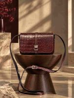 کیف چرم بغل پرچ زرشکی ابر و بادی سنگی | چرم اصل گاوی